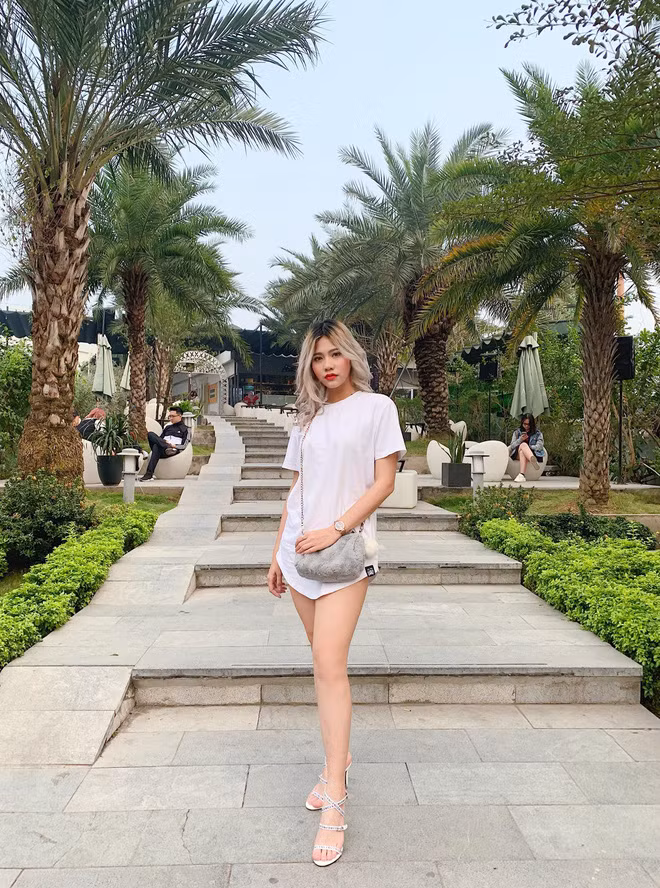 Châm Sứa vào vai nhân viên của nhân vật Quốc, lên sóng trong khoảng 3-4 phân cảnh và có cả thoại. Tuy nhiên, câu phát ngôn của cô nàng đã gây sốt khi đá xoáy Khánh My rằng: "Nghe nói chỉ được xuất hiện 2s tập cuối mà bạn ý LÀM HẲN MỘT album suốt từ khi tham gia phim đến giờ.Thôi sân si tới đây thôi. CÀ KHỊA VÌ ĐAM MÊ. Cuộc đời này đúng là: HÀI".