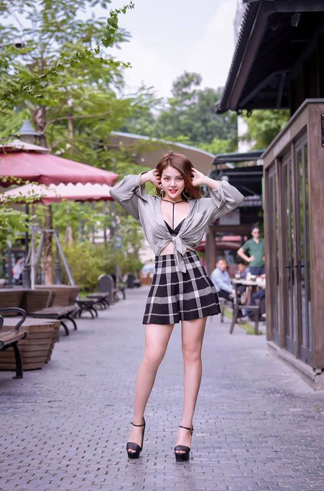 Tuy nhiên, đây không phải gương mặt xa lạ với dân mạng có tên Trà My.