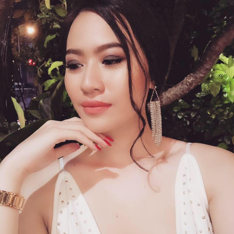 Chưa hết, dù còn trẻ nhưng Thảo Mi đã là chủ 1 spa trên địa bàn TP HCM làm ăn khá phát đạt.