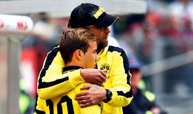 Thuyền trưởng của Liverpool đang lên kế hoạch chiêu mộ Mario Gotze, người đang gặp khó khăn tại Dortmund.