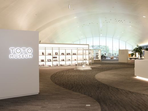 Chưa hết, nhiều cái tên khác được gợi ý theo định hướng nghề nghiệp mà gia đình mong muốn. Ví dụ, nếu muốn con sau này là kiến trúc sư hãy đặt tên là Tô Tượng, muốn làm chuyên gia trang điểm thì hãy đặt Tô Son.