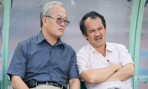 Bau Duc thinh cau cao nhan cuu HAGL khoi xuong hang?