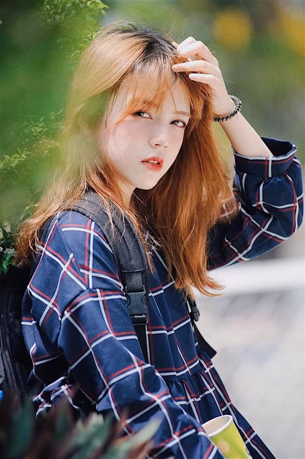 Thậm chí trên mạng xã hội, Châu Thư còn có trên 32.000 lượt theo dõi thì trong số đó hơn một nửa là các fan hâm mộ đến từ Trung Quốc, Hàn Quốc và Nhật Bản.