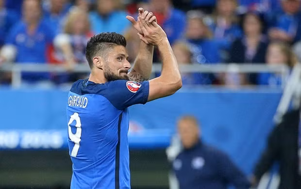 Cú đúp vào lưới Iceland tại vòng tứ kết chứng tỏ Olivier Giroud đang trở lại một cách mạnh mẽ và thể hiện bản năng "sát thủ" của mình tại Euro 2016.