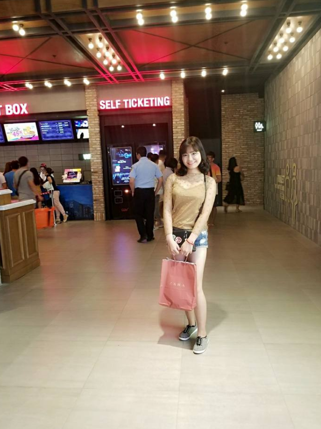 Nói về clip của mình, "anh trai mưa" thì cho rằng mình cũng không muốn dìm em gái, chỉ thấy nó rất đáng yêu, ham ăn ham ngủ như con nít. Còn Hải thì muốn quay lại khoảnh khắc đó để trêu và không có ý chê trách gì em gái.