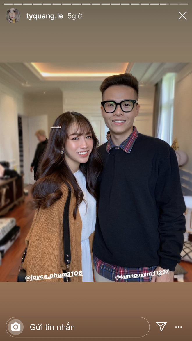 Sự việc con gái Minh Nhựa - Joyce Phạm sắp tổ chức đám cưới với bạn trai Tâm Nguyễn càng có thêm căn cứ khi mới đây, cặp đôi này đã lên Đà Lạt chụp ảnh cưới.