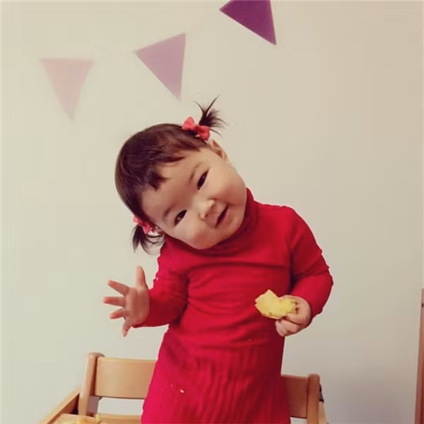 Những bức hình siêu dễ thương của Kaeda khiến nhiều người đều muốn cưng nựng và buồn cười.