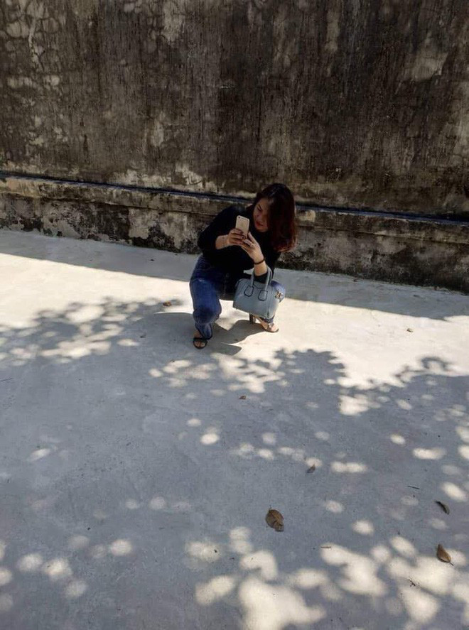 Khi ấy, đứa bạn thân chính là sự lựa chọn hoàn hảo nhất để cho bạn những góc ảnh không thể "deep" hơn.