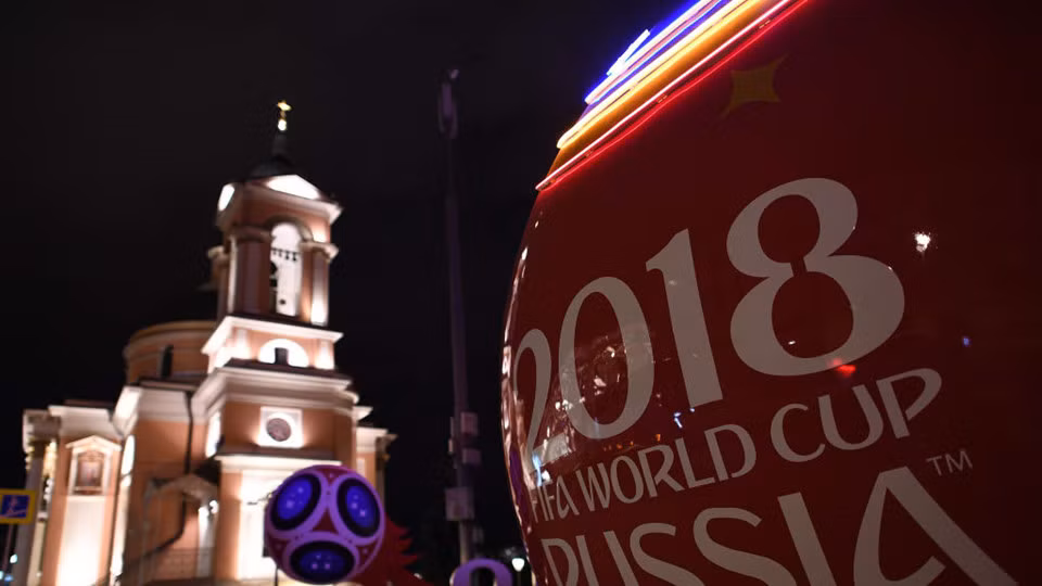 Người dân Nga đã chuẩn bị mọi thứ cho sự kiện bóng đá lớn nhất hành tinh. Các trận đấu sẽ chính thức bắt đầu từ ngày 14/6 và kéo dài trong vòng một tháng khi trận chung kết diễn ra vào ngày 15/7.