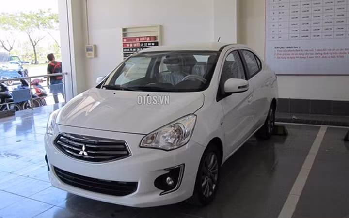 Mitsubishi Attrage MT có giá 492 triệu đồng (Ảnh: Otos.vn)