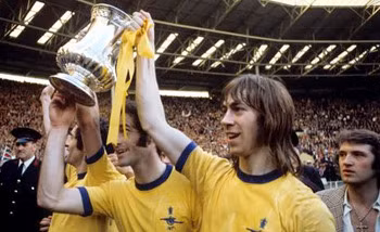 Năm 1971, Arsenal và Liverpool lại gặp nhau trong trận chung kết của FA Cup. Hai đội đã phải bước vào màn hiệp phụ sau 90 phút không có bàn thắng. Nhưng trong hai hiệp phụ, Arsenal đã có hai bàn thắng và giành chiến thắng chung cuộc với tỷ số 2-1. Một lần nữa Arsenal lại vượt mặt Liverpool trong trận chung kết cup FA.