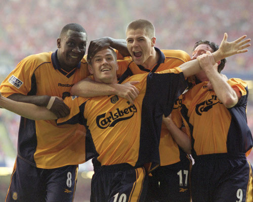 Năm 2001, Liverpool đòi được món nợ với Arsenal sau hai lần thất bại tại FA Cup năm 1950 và 1971. Hai bàn thắng của Owen đã đưa Liverpool lên ngôi vô địch và bàn gỡ hòa của Arsenal do công của Ljungberg.