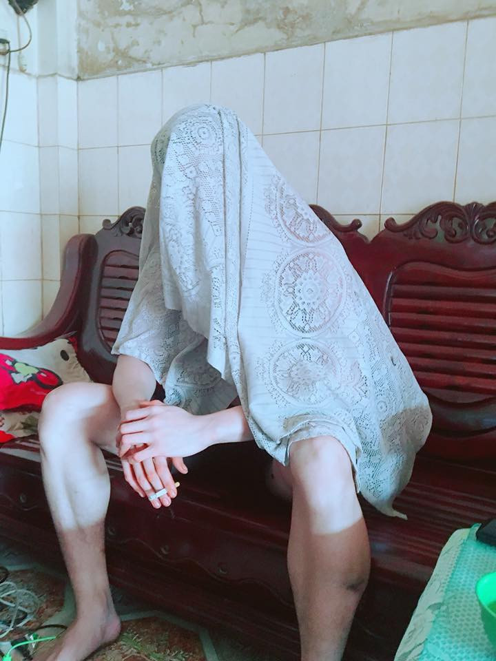 Thực chất, đây là một tổ chức tự xưng chưa được công nhận là một tổ chức tôn giáo hoạt động trên lãnh thổ Việt Nam, có biểu hiện mê tín dị đoan, lợi dụng giáo lý để trục lợi cá nhân. Với nội dung tuyên truyền cực đoan, phản khoa học như: chỉ sống cho riêng mình, từ bỏ gia đình, không thờ cúng tổ tiên, không làm mà vẫn có ăn, Hội thánh Đức Chúa Trời đã khiến không ít gia đình ly tán.