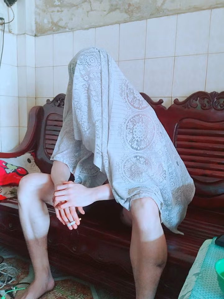 Thực chất, đây là một tổ chức tự xưng chưa được công nhận là một tổ chức tôn giáo hoạt động trên lãnh thổ Việt Nam, có biểu hiện mê tín dị đoan, lợi dụng giáo lý để trục lợi cá nhân. Với nội dung tuyên truyền cực đoan, phản khoa học như: chỉ sống cho riêng mình, từ bỏ gia đình, không thờ cúng tổ tiên, không làm mà vẫn có ăn, Hội thánh Đức Chúa Trời đã khiến không ít gia đình ly tán.