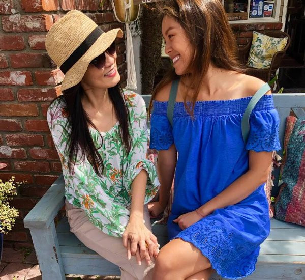 Vicky Võ cũng sở hữu gu thời trang đơn giản nhưng trẻ trung và có sự gợi cảm vừa phải.