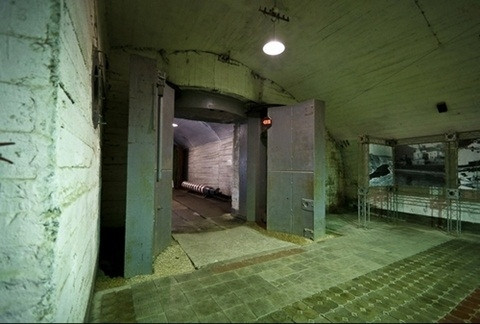 Trong trường hợp bị tấn công, hạm đội biển Đen cùng 11 tàu ngầm có thể trú ẩn trong căn cứ ngầm này.