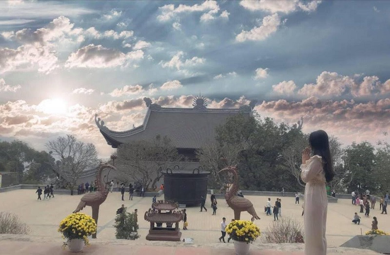 Tuy nhiên, một số cư dân mạng lại cho rằng thực tế ngôi chùa này chưa đẹp đến vậy, bởi vì chùa vẫn đang trong quá trình xây dựng, ngổn ngang vật liệu.