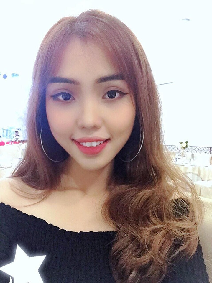 Theo những thông tin ban đầu, cô gái bị tạt axit đó là Lê Lan Vy (24 tuổi, Đà Nẵng). Nguyên nhân dẫn đến vụ việc đó là vì ghen tuông mà chồng sắp cưới của cô bạn này là Nguyễn Trương Nam Hải (24 tuổi, thiếu úy thuộc lực lượng Cảnh sát PCCC, Công an Đà Nẵng) đã nhẫn tâm tạt ca axit vào mặt