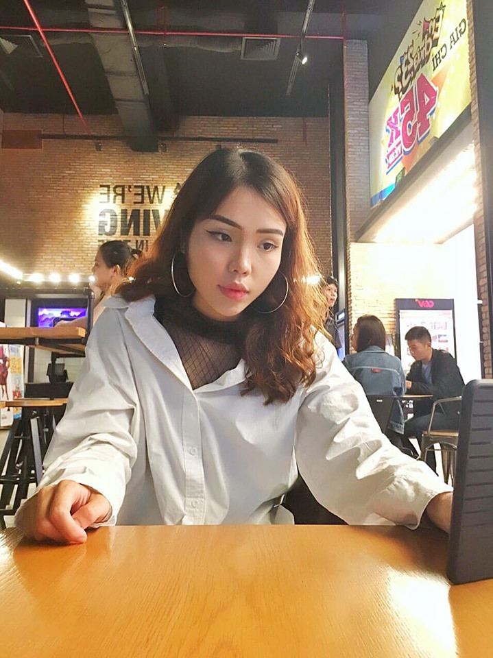 Đồng quan điểm với Minh Hải đó là Tuấn Anh cũng bình luận: "Tiếc nuối quá. Bây giờ mình mới thấm câu nói, hôn nhân là nấm mồ của tình yêu và sai lầm lớn nhất của con người đó là chọn nhầm bạn đời".