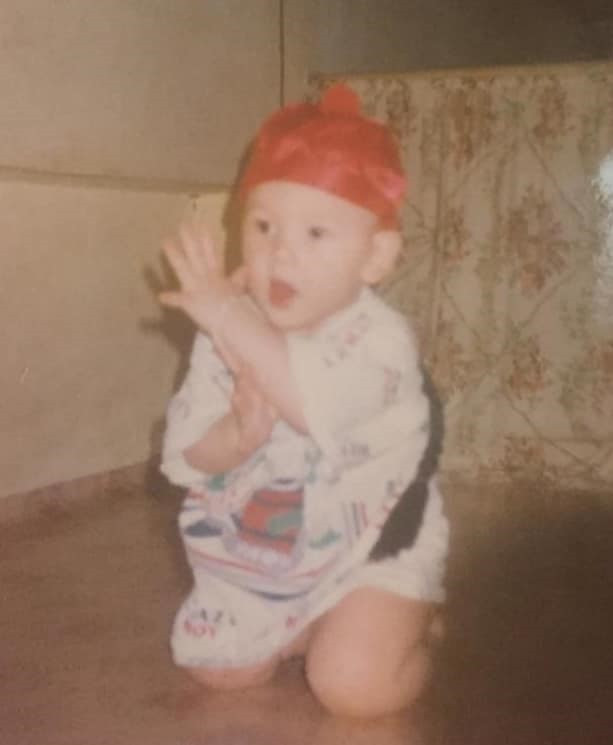 Khoảnh khắc của chàng thủ thành như khiến fan tan chảy vì quá dễ thương.