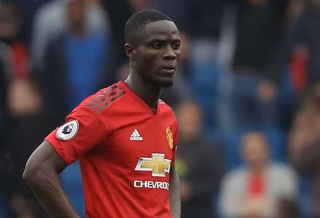 Nguồn tin từ TuttoSport cho hay, AC Milan bất ngờ lên kế hoạch hỏi mua trung vệ Eric Bailly để gia cố hàng phòng ngự. Trước đó, Rossoneri từng đàm phán với Liverpool cho trường hợp của Dejan Lovren.