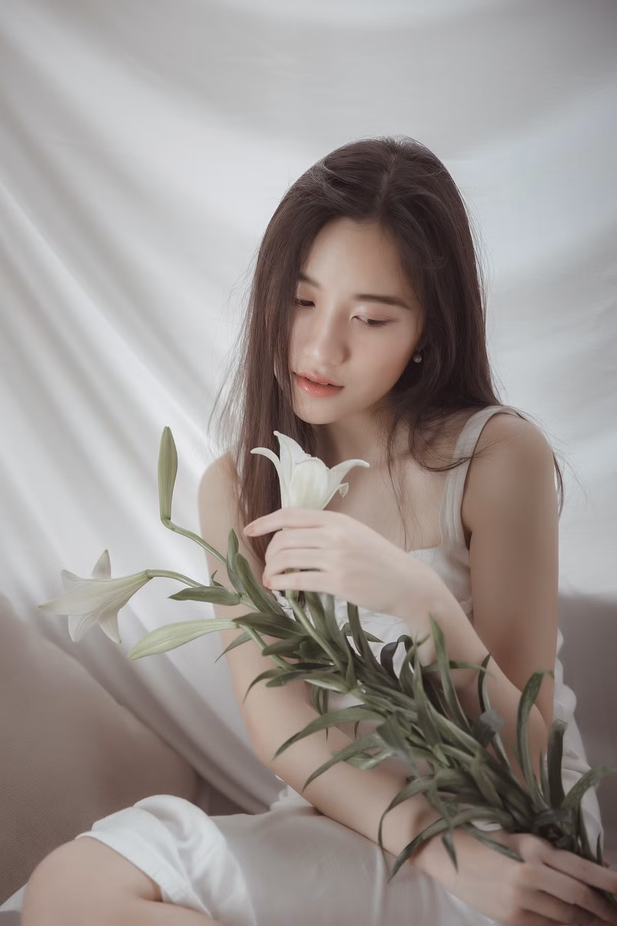 Ngọc Anh còn rất tài năng khi vừa là người mẫu ảnh tự do lại vừa cộng tác viên cho một vài fanpage thời trang.