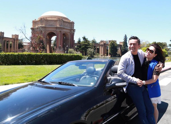 Sáng nay, diễn viên Trương Minh Cường vừa mới có tin đồn là vợ chồng anh đã ly hôn. Tuy nhiên, sau đó anh đã lên tiếng phủ nhận. Anh cho biết facebook cá nhân của mình bị hack nên đã có thông tin chưa chính xác