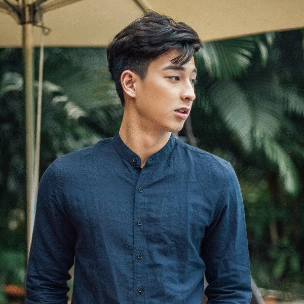 Không thể phủ nhận được rằng, Hồng Nam có sức hút mãnh liệt với phái nữ. Thế nhưng, nhiều fan nữ cũng tỏ ra "tiếc hùi hụi" khi biết rằng chàng hotboy này đã có bạn gái vô cùng xinh đẹp.