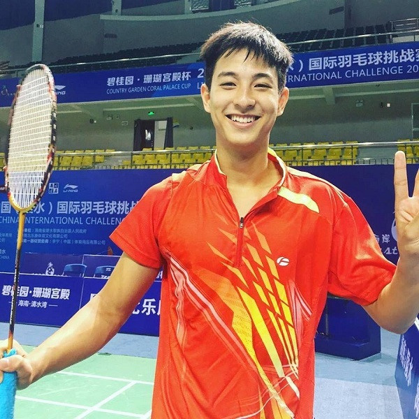 Mới đây, trên một diễn đàn mạng xã hội, những hình ảnh về chàng hot boy cầu lông - Phạm Hồng Nam (SN 1996, đến từ Hà Nội)