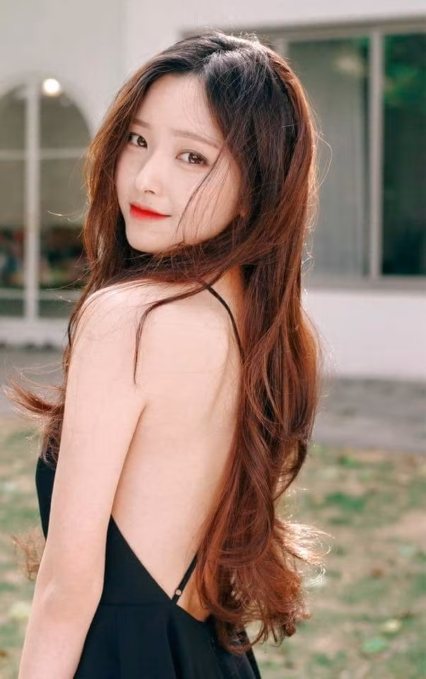 Góc nghiêng thần thánh, chẳng còn lạ lẫm gì với nhiều cô nàng "ưa sống ảo".