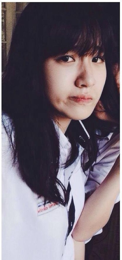 Được biết, cô nàng này có tên nickname là My Nguyễn sinh năm 1998, hiện là học sinh trường THPT trên địa bàn Hà Nội và cô đang tham dự kỳ thi được trường Đại học Quốc gia Hà Nội tổ chức.