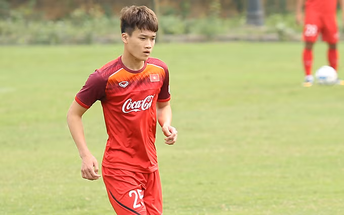 Hoàng Đức vừa được thầy Park trao băng đội phó, cho thấy sự tín nhiệm vào cầu thủ sinh năm 1998 này.