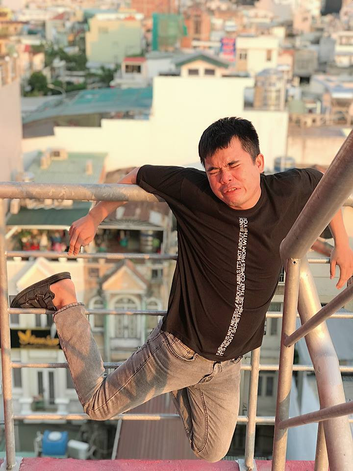 Chia sẻ sau khi bộ ảnh "Zombie" được lên sóng, Chính Nghĩa cho biết: "Lúc đăng ảnh lên, mọi người hưởng ứng nhiều nên mình còn thấy tự hào hơn nữa, cảnh quê mình ai cũng khen đẹp và muốn đến chụp hình thì còn gì vui hơn, có mấy bạn còn lên kế hoạch đến Bình Thuận luôn nữa. Được quảng bá cảnh đẹp của nơi mình sinh ra dĩ nhiên là hạnh phúc rồi".