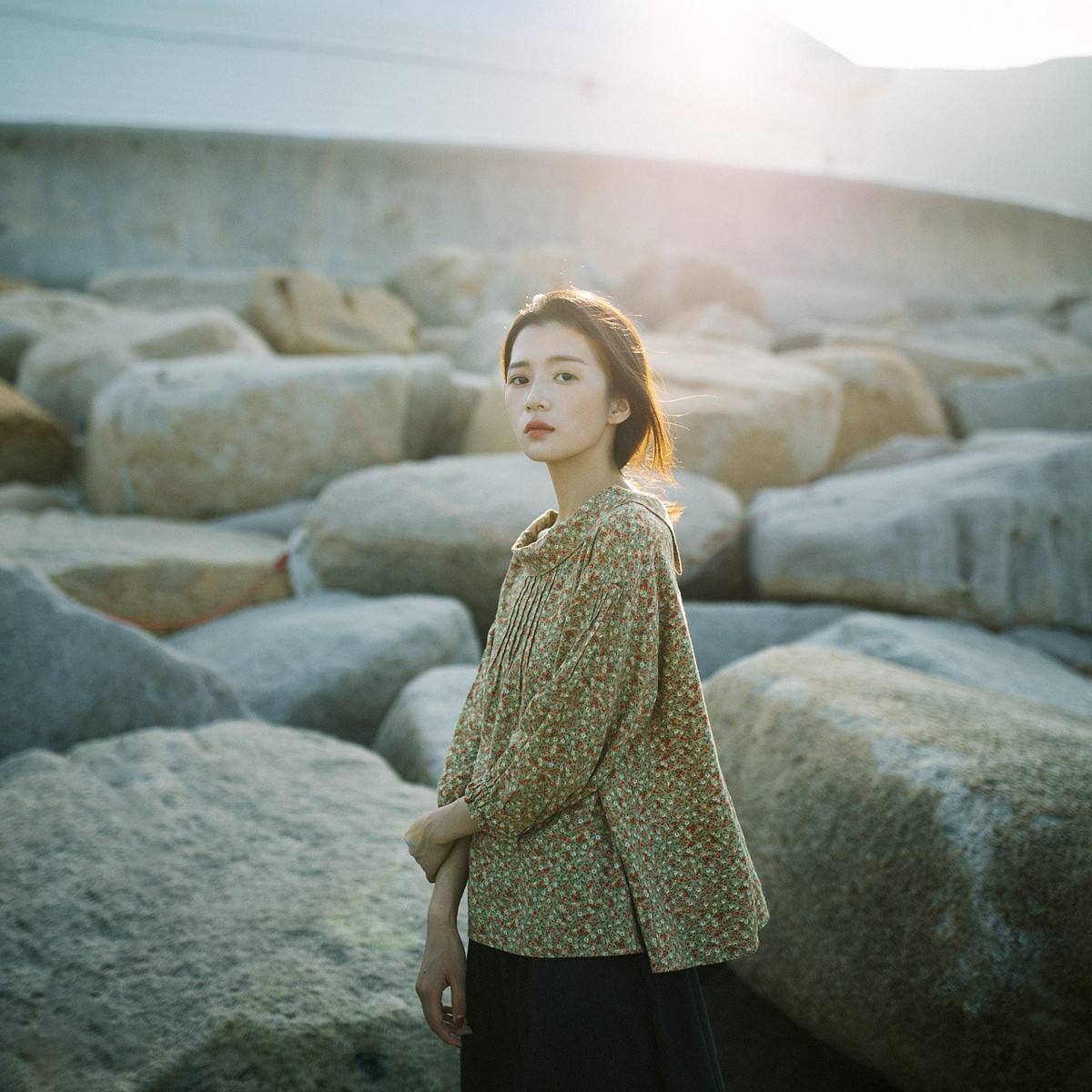 Nhìn bức ảnh này của cô gái Trung Quốc nhiều người trong chúng ta sẽ ngỡ như đang được xem đoạn cắt của một bộ phim thời xưa vậy.