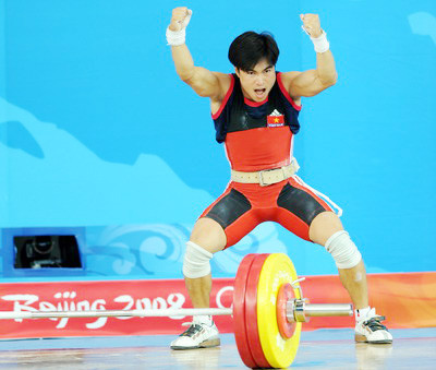 Ngày 10/8/2008, Anh Tuấn đạt huy chương Bạc Olympic Bắc Kinh môn cử tạ hạng 56 kg với tổng thành tích nâng 290 kg ở hai nội dung cử đẩy và cử giật, chỉ kém vận động viên giành huy chương Vàng vỏn vẹn 2 kg.
