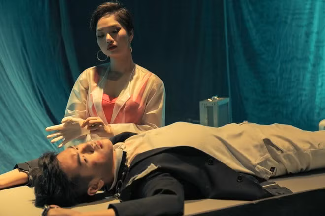 Ban than tuyen thu U23 Viet Nam bat ngo xuat hien tren MV cua Miu Le