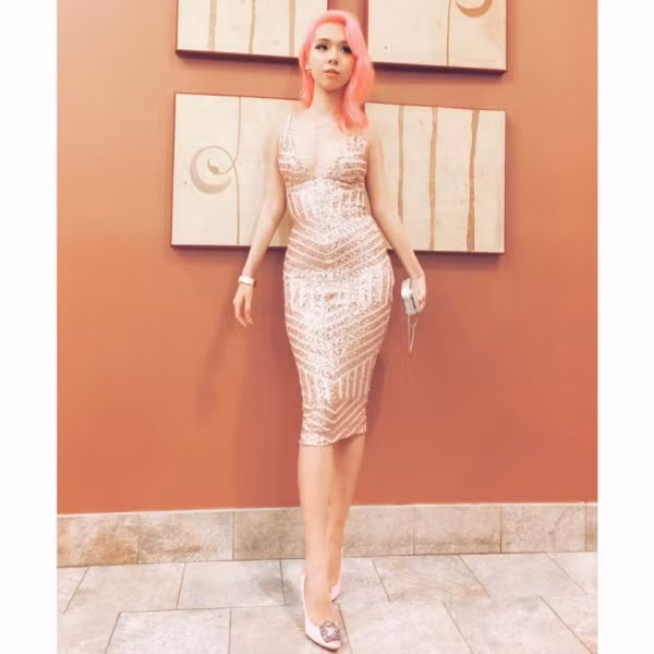 Lê Ngọc Phương Uyên, 24 tuổi sinh ra tại Hà Nội và hiện đang sống tại Mỹ. Cô nàng này gây ấn tượng bởi vẻ ngoài rất hiện đại, nóng bỏng và cá tính bất nhất.