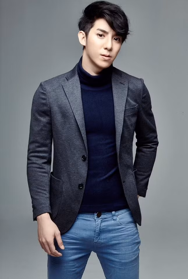 Paya đã trở thành một anh trang rất đẹp trai, được so sánh như soái ca trong truyện ngôn tình. Nhờ ngoại hình đẹp nên Paya hoàn toàn thay đổi cuộc sống của mình từ đó.