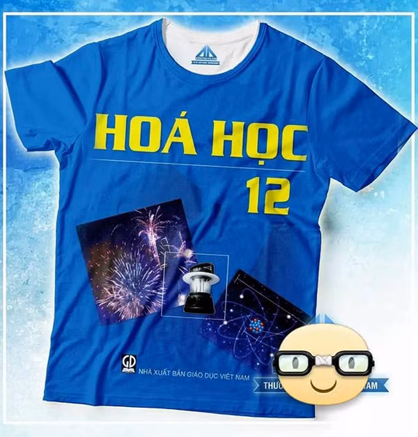 Theo nhiều bạn trẻ, nếu mặc những chiếc áo này vào, các học sinh sẽ tự tin hơn và thể hiện được tinh thần ham học hỏi. Thậm chí có nhiều ý kiến khẳng định, nếu ngày xưa nếu có chiếc áo này thì mình cũng đã thi đỗ hết tất cả các môn mà không cần phải e ngại điều gì hết.