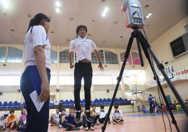 Có ai nhận ra tiền vệ xuất sắc gốc Thái Bình - Nguyễn Tuấn Anh.