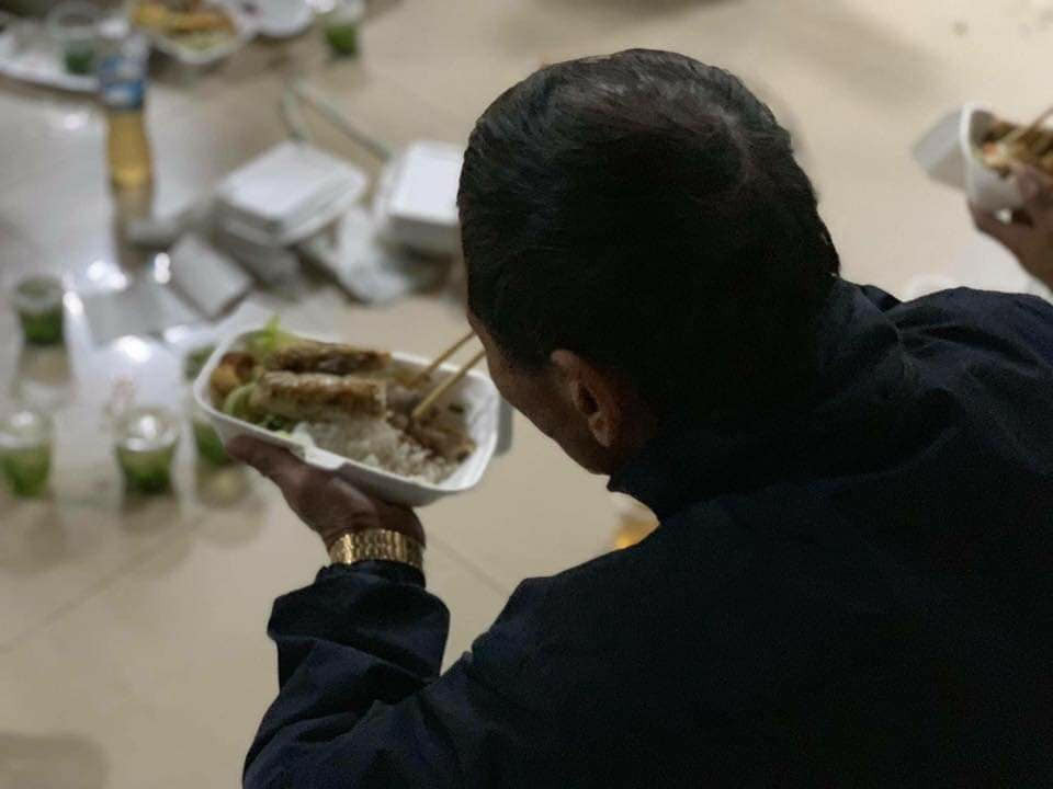 Cũng theo ông Lê Hoài Anh, VFF chỉ bán vé cho 240 trường hợp thương binh đã được đăng kí vé và danh sách được lưu trữ hồ sơ tại LĐBĐ Việt Nam và thời gian trả vé vào sáng 15/12.