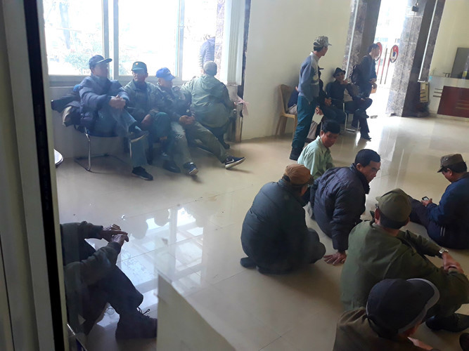 Đứng trước thực trạng gây rối của các thương binh nói trên, TTK LĐBĐ Việt Nam ông Lê Hoài Anh đã phải đánh công văn hỏa tốc "cầu cứu" tới Bộ Tư lệnh Thủ đô Hà Nội và Sở Lao động, Thương binh và Xã hội Hà Nội để mong các cơ quan chức năng này giải quyết vấn đề.