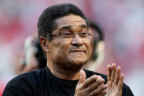 Eusebio thực sự là nỗi ác mộng của các đội bóng tại Bồ Đào Nha cũng như châu Âu. Trong màu áo ĐT Bồ Đào Nha, ông có 41 bàn sau 64 trận nhưng thành công lớn nhất chỉ là vị trí thứ 3 tại World Cup 1966 trên đất Anh.