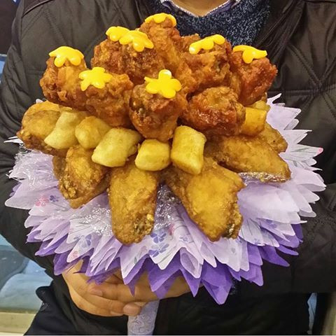 Không những dành cho ngày Tết cổ truyền, chiếc bánh chưng này còn rất thích hợp để làm quà tặng trong ngày lễ tình nhân 14/2.