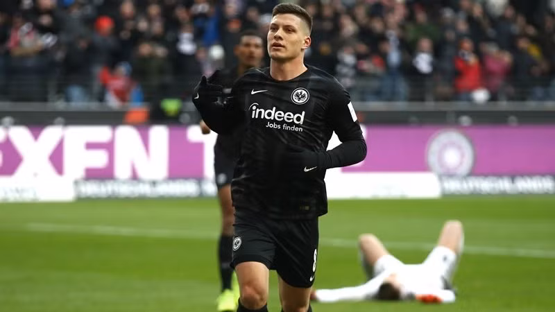 Trong động thái mới nhất trên TTCN, Bayern Munich dường như đang muốn từ bỏ việc chiêu mộ Luka Jovic.