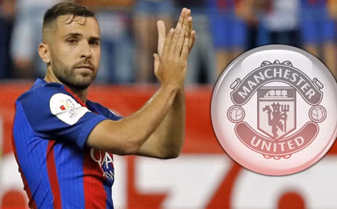 Nguồn tin từ ESPN khẳng định, Jordi Alba cảm thấy chán nản khi không được BLĐ Barcelona đoái hoài về một bàn hợp đồng gia hạn. Chính vì thế, hậu vệ này đang cân nhắc chuyển tới Premier League, cụ thể là trong màu áo Man United - CLB đã ngỏ lời chiêu mộ Jordi Alba.