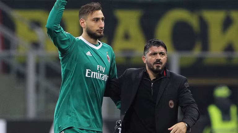 Trên trang chủ, Milan tuyên bố Gennaro Gattuso không hề “đe dọa từ chức” HLV trưởng CLB như truyền thông đồn đoán sau trận thua Verona vừa qua. Ảnh: Calcio