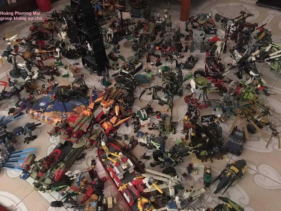 Theo Hoàng Phương Mai cho hay, theo ước tính sơ bộ, mỗi ngày cậu em dành 10 nghìn đồng để mua lego, đến nay cũng tốn khoảng 20 triệu cho bộ sưu tầm đồ chơi này.