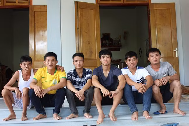 Sau nửa năm thi công, ngôi nhà của Công Phượng hoàn thành. Mặc dù chỉ là một ngôi nhà cấp 4 nhưng nó là công sức của Công Phượng để góp phần đỡ đần cho bố mẹ già. Ảnh: Laodong