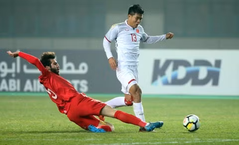 Van Toan lap cong dua Olympic Viet Nam vao ban ket Asiad 2018-Hinh-16